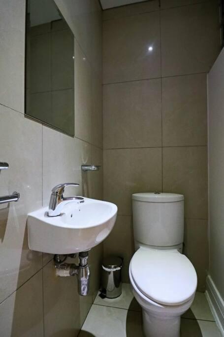 Upmarket Sandton Hydro Park Apartments Johannesburg Exteriör bild