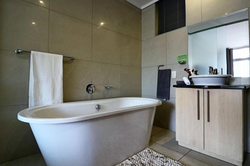 Upmarket Sandton Hydro Park Apartments Johannesburg Exteriör bild